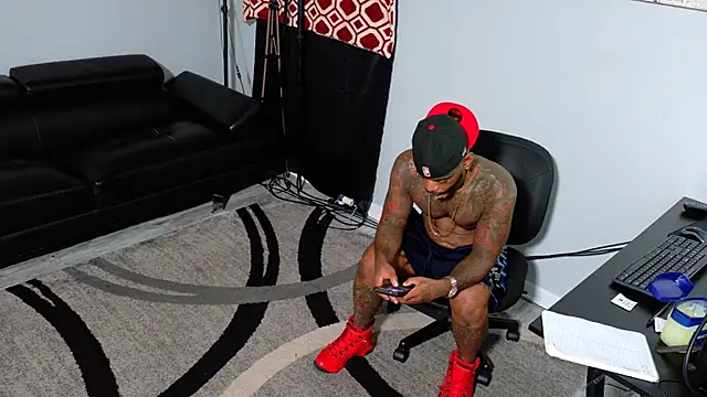 SLANGONDEMHOES online show from 29, 10, 2025