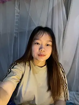 Snapshot of Hinne07 chatting on 13, 11, 2025 Hinne07 online show from 13, 11, 2025