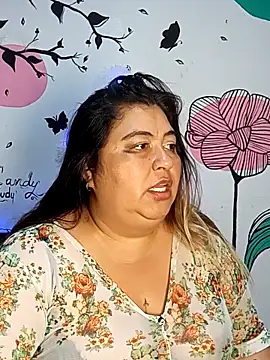 curvy diva  online show from 21, 12, 2025