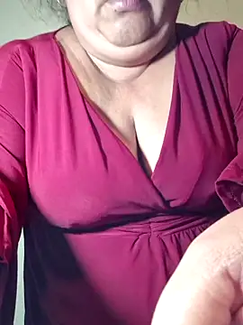 curvy diva  online show from 10, 4, 2026