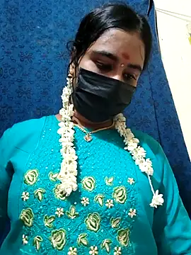 mini-queen online show from 24, 4, 2026