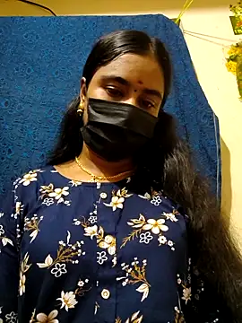 mini-queen online show from 13, 4, 2026