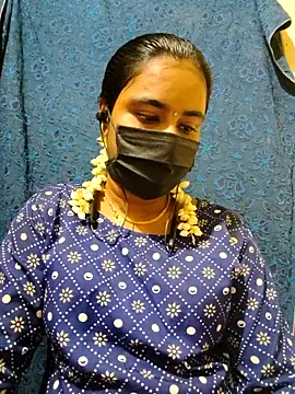 mini-queen online show from 22, 4, 2026