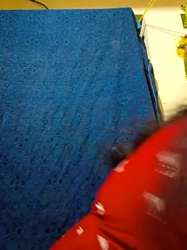 mini-queen online show from 10, 4, 2026