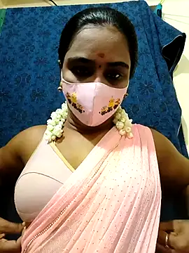 mini-queen online show from 2, 11, 2025