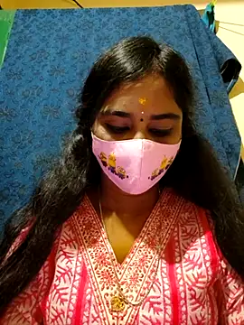 mini-queen online show from 26, 10, 2025