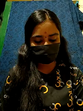 mini-queen online show from 28, 10, 2025