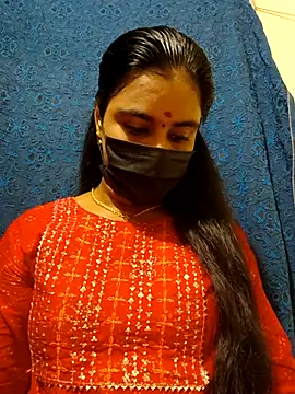 mini-queen online show from 11, 4, 2026