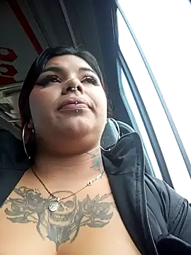 snow belle online show from 5, 12, 2025