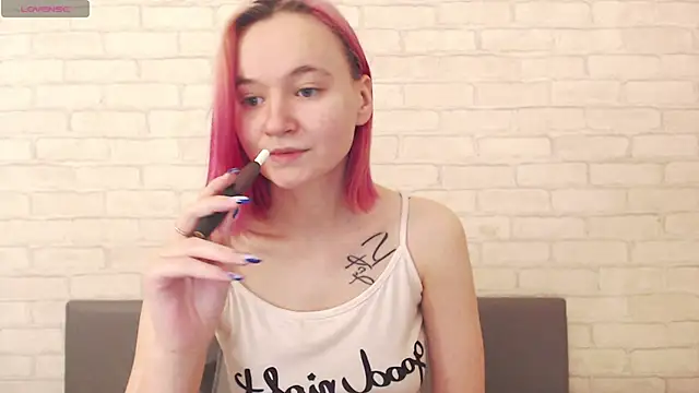 Ericha Stone online show from 18, 10, 2025