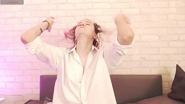 Ericha Stone online show from 19, 3, 2026