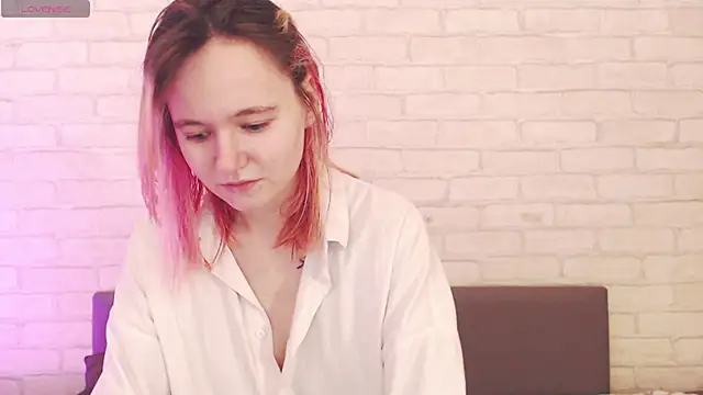 Ericha Stone online show from 29, 3, 2026