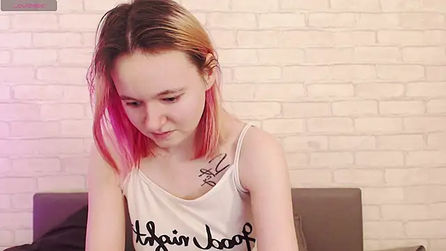 Ericha Stone online show from 7, 2, 2026