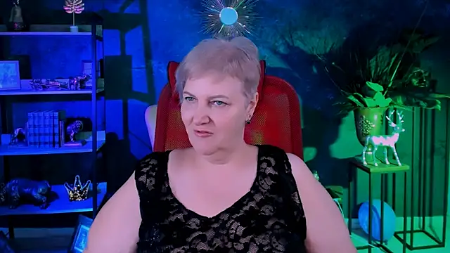 MaryMogan online show from 25, 11, 2025