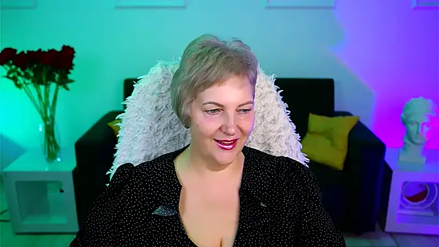 MaryMogan online show from 17, 11, 2025