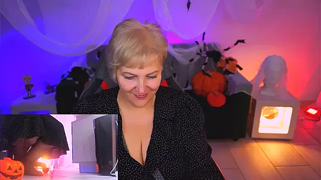 MaryMogan online show from 31, 10, 2025