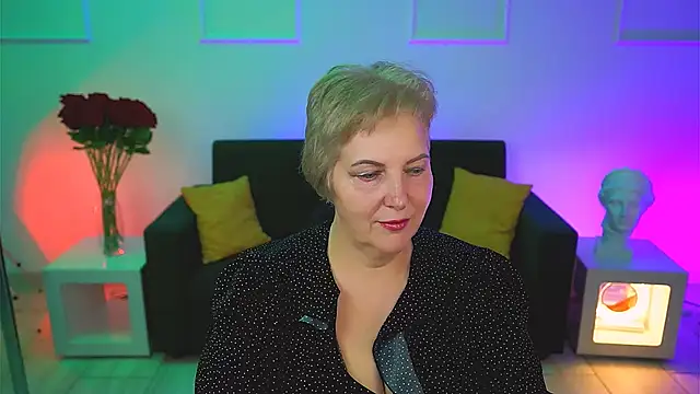 MaryMogan online show from 11, 11, 2025