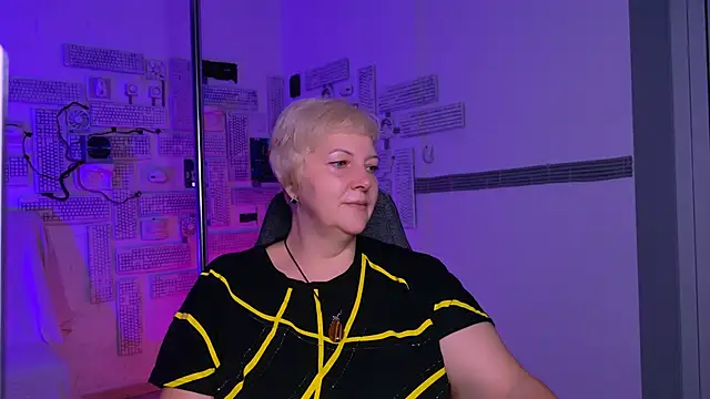MaryMogan online show from 9, 9, 2025