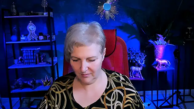 MaryMogan online show from 13, 10, 2025