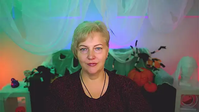 MaryMogan online show from 26, 10, 2025