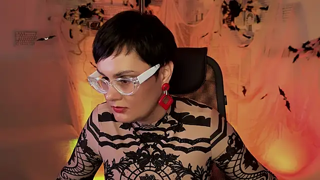 Snapshot of LauraDavidsons chatting on 26, 10, 2025 LauraDavidsons online show from 26, 10, 2025