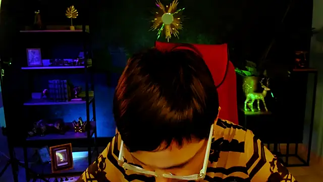 LauraDavidsons online show from 20, 12, 2025