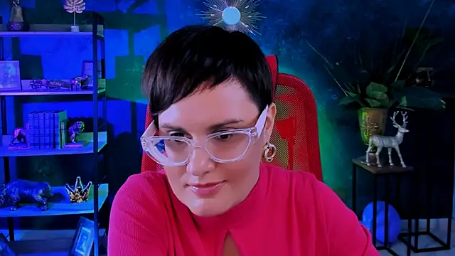 Snapshot of LauraDavidsons chatting on 26, 11, 2025 LauraDavidsons online show from 26, 11, 2025