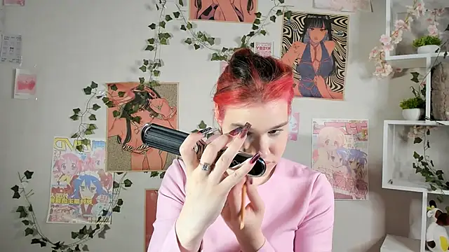 MauraSpurrier online show from 12, 10, 2025