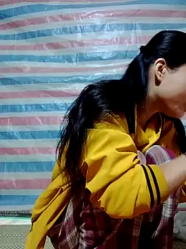 Snapshot of Georgia_here chatting on 1, 12, 2025 Georgia here online show from 1, 12, 2025