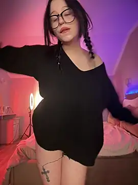 YourLittleDevil online show from 20, 3, 2026