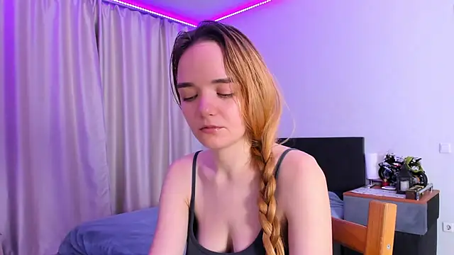 JanetShy online show from 11, 10, 2025