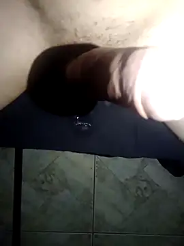 Snapshot of Rolinha10cm chatting on 13, 12, 2025 Rolinha10cm online show from 13, 12, 2025