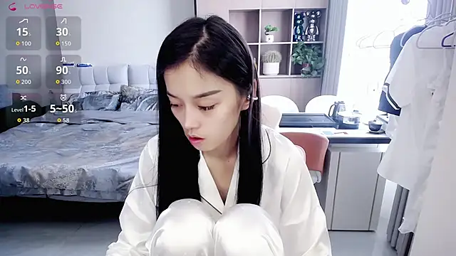 Xiao-zuzongl online show from 2, 10, 2025