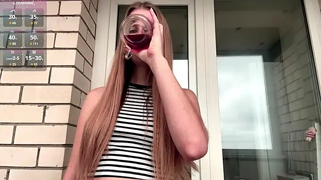 SweetJinny88 online show from 6, 11, 2025