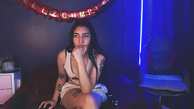 Snapshot of fire_angels chatting on 28, 9, 2025 fire angels online show from 28, 9, 2025