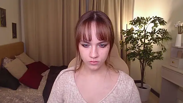 Snapshot of Jamie_Chung chatting on 28, 11, 2025 Jamie Chung online show from 28, 11, 2025