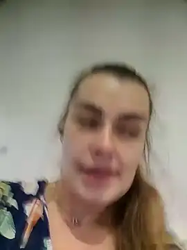 Snapshot of Carolinemiam chatting on 30, 10, 2025 Carolinemiam online show from 30, 10, 2025