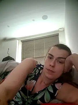 Snapshot of Carolinemiam chatting on 1, 6, 2026 Carolinemiam online show from 1, 6, 2026