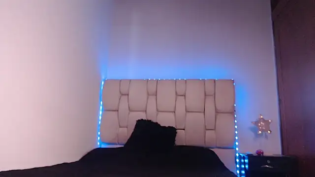 MysticShaira online show from 15, 11, 2025