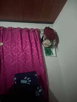 Snapshot of blinkiii_ chatting on 20, 12, 2025 blinkiii online show from 20, 12, 2025