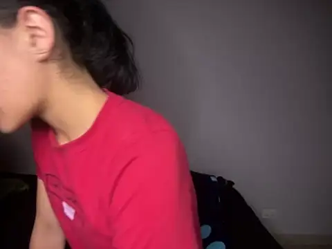 Snapshot of blinkiii_ chatting on 8, 1, 2026 blinkiii online show from 8, 1, 2026