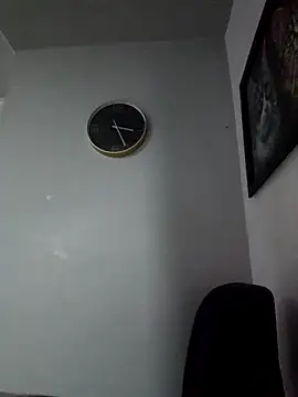 Snapshot of AmberGold- chatting on 18, 11, 2025 AmberGold- online show from 18, 11, 2025