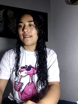 Snapshot of AmberGold- chatting on 20, 10, 2025 AmberGold- online show from 20, 10, 2025