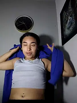 Snapshot of AmberGold- chatting on 25, 10, 2025 AmberGold- online show from 25, 10, 2025