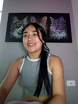 Snapshot of AmberGold- chatting on 16, 10, 2025 AmberGold- online show from 16, 10, 2025