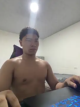 Snapshot of kenji_azura1 chatting on 28, 5, 2026 kenji azura1 online show from 28, 5, 2026