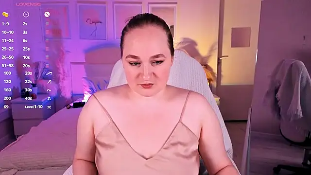 Kitty Rest  online show from 18, 11, 2025