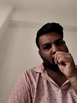 vinay smalldick online show from 23, 4, 2026