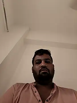vinay smalldick online show from 22, 4, 2026