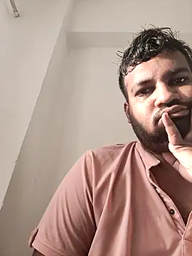 vinay smalldick online show from 19, 5, 2026